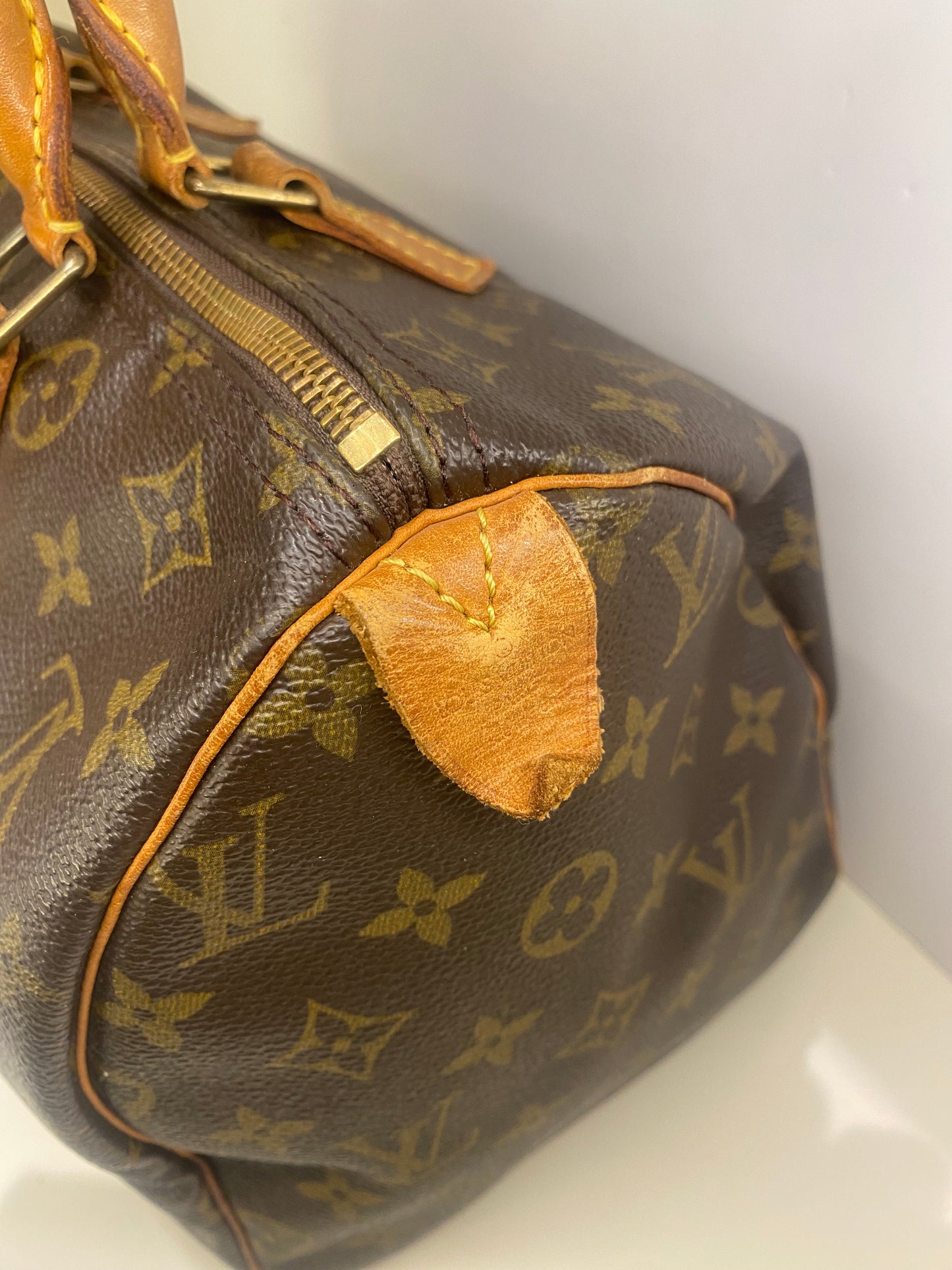 Louis Vuitton Speedy 30