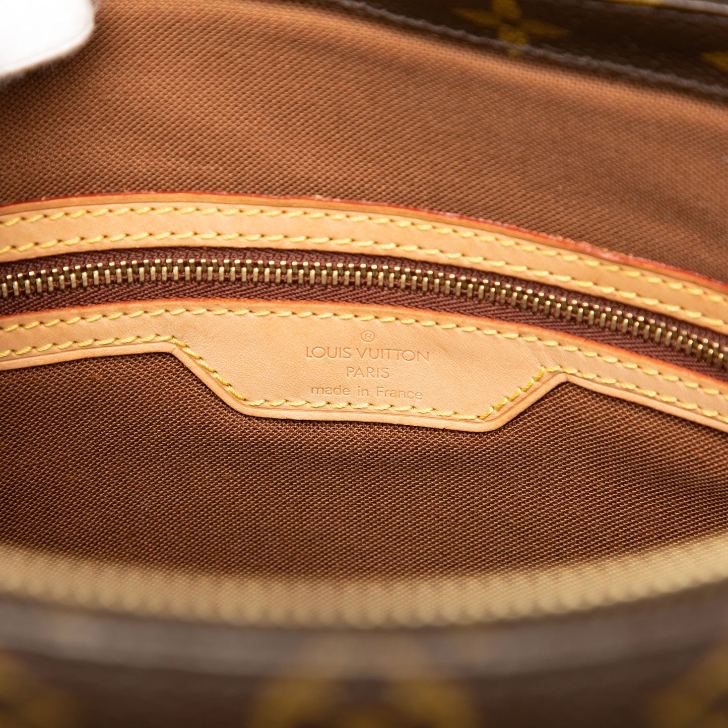 Louis Vuitton Cabas Mezzo